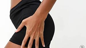 Tanned Ebony Babe Putri Cinta Spreads Her Tiny Pussy Wide