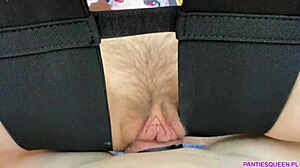 我和继妹的秘密？我们在动漫性爱椅上狂干