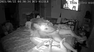 Amateur girlfriend squirting on huge dildo with friend 😍