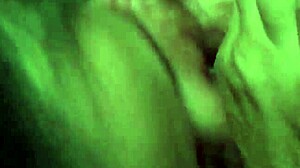 下班热辣口交，嘴里满是精液