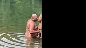 观看三个男孩在废弃水坝无套肏，TigraOneGruOrso 风格