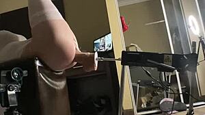 Is shemale fucked by dildo?