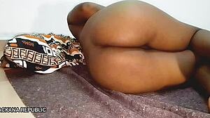 ZZZZ Amateur Gets His Big Cock Throbbed In Therapy