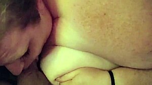 damn, i love sucking that fat cock