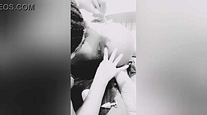 ontem foi o dia da depila��o do meu maridinho pluguei mamei e respei bem raspadinho