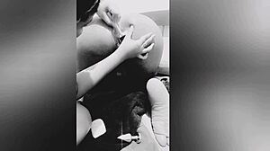 ontem foi o dia da depila��o do meu maridinho pluguei mamei e respei bem raspadinho