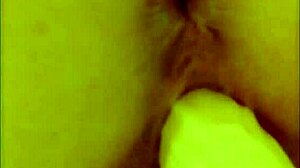 lilsquirt1733热辣独秀湿屄挑逗