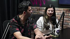 bella mantovani gives blowjob to harden the cock?