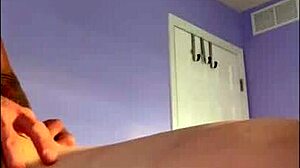 Strong guy creampies petite girl moaning loudly! 😍