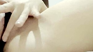 This cute french mature woman likes to provoke in homemade videos