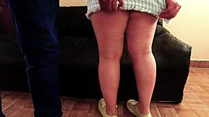 Llega en Minifalda ANDABA CACHONDA, So Hot!