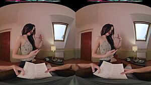 书呆子安妮·达林骑你的鸡巴