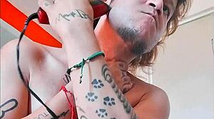 i asked top to shave me he ate ass