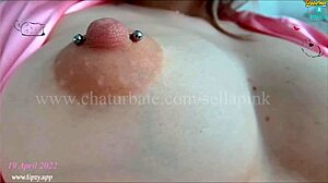 teen masturbates to orgasm on sellapink cam