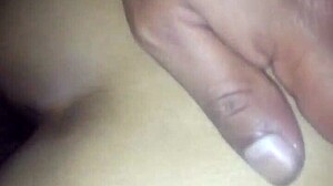 mi esposo me folla duro en la cama