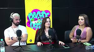 Leleco kissing two hot naughty chicks! 🔥