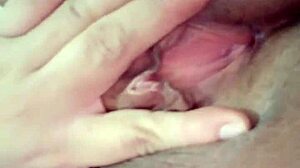 I's showing my wet pussy to the prostitute for cum