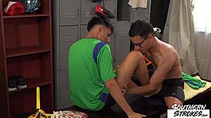 SOUTHERNSTROKES TWINKS FELIX BONNET AND RENESAVA BREED RAW