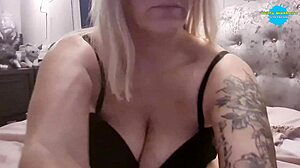 Mature amateur whore engages in rough pussy fingering close-up