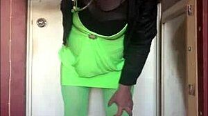 Shy amateur squeezes fresh juice at home