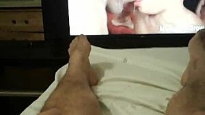 Masturbating until cum shoots out unexpectedly