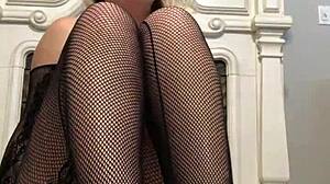 Girlfriend misses me