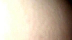 rico por el culito y se despierta con la verga adentro con lechita