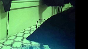 i'm a fat bbw masked and screaming with bubbles