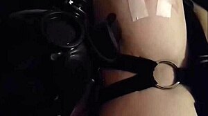 i'm a fat bbw masked and screaming with bubbles