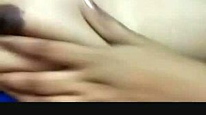 I'm so into Sirisha, my Hyderabad cam girl. Watching her finger herself drives me wild. Can't get enough of her Pakistani charm!