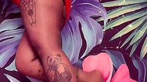 连裤袜乳胶裙大奶足部挑逗