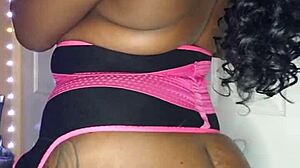 Naejae shows off her big ass!