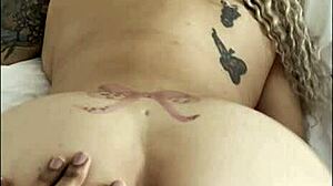 I fuck with butt plug on webcam