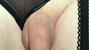 tranny misr4 cums close up, so hot! 🔥