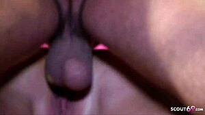 成熟德国妻子加入真实夫妻进行狂野三人行，大资产