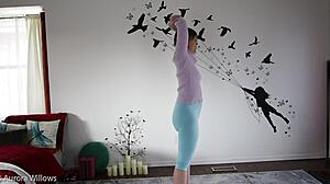 Sexy Babe Learns Shaved Pussy Lesson