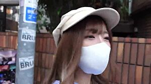 哇，这亚洲妹身材火爆得不行…舔弄和狂骑她的紧穴！