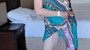 mariaold, mature milf with huge natural tits, shaking her boobs seductively in amateur scene