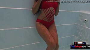 Amateur Teen Couple With Big Ass Thai Girlfriend Fucking In Jacuzzi!