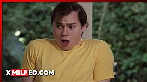 super hot grandma rita daniels banged in kitchen