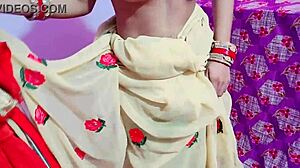 20-Year-Old Bride Screams on Wedding Night