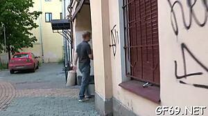 辣妹合法嫩妹的粗暴后入式