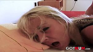 Got mum with big juggs getting banged hard by amateurs in rough group facial?