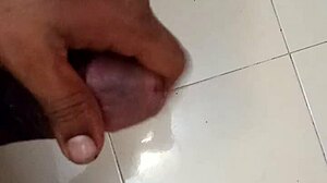 I STROKE MY VERGA IN THIS MASTURBATION VIDEO