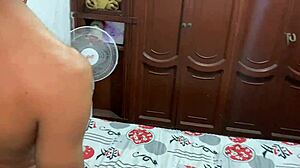 mi hermanastro help me exercise then we fuck until he cum inside me