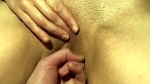 Fingering and clit rubbing for intense milf orgasm! 🔥