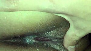 Esta Señora De Culo Viejo Me Pidió Que Le Sobara El Coño Luego Que Le Metiera La Verga Bien Hasta El Fondo Porque Estaba Cachonda La Muy Culiona Esa!