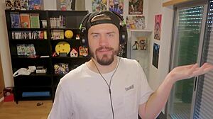 the girl who loves hentai gets hardcore fucking at the hotel with big tits and ass 😈