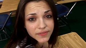 young hot girl giving an epic blowjob! 🔥😍