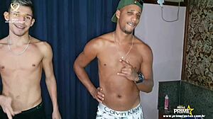 Menina Novinha De 18 Brinca Tarados Pirocudos Completo No Red With Big Tits And Monster Cock